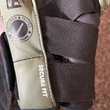 POŠKOZENÉ : Boxerské rukavice Fighter Secure Fit - khaki/černá