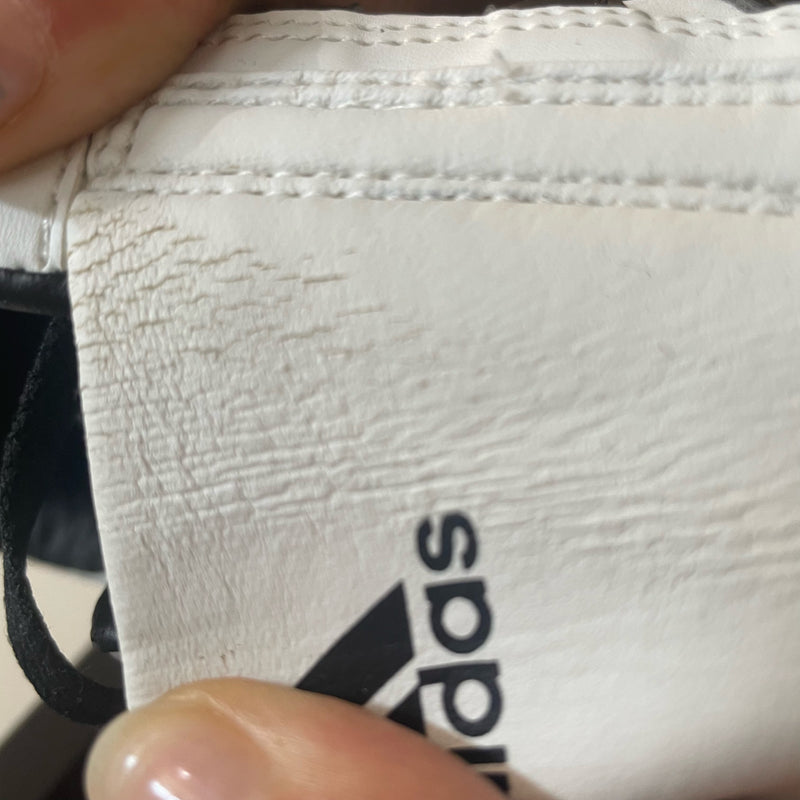 POŠKOZENÉ:  Budo boty adidas SM III, ADITSS03